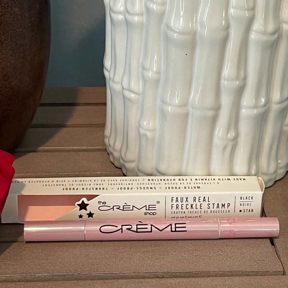 The Creme Faux Real Freckle Stamp